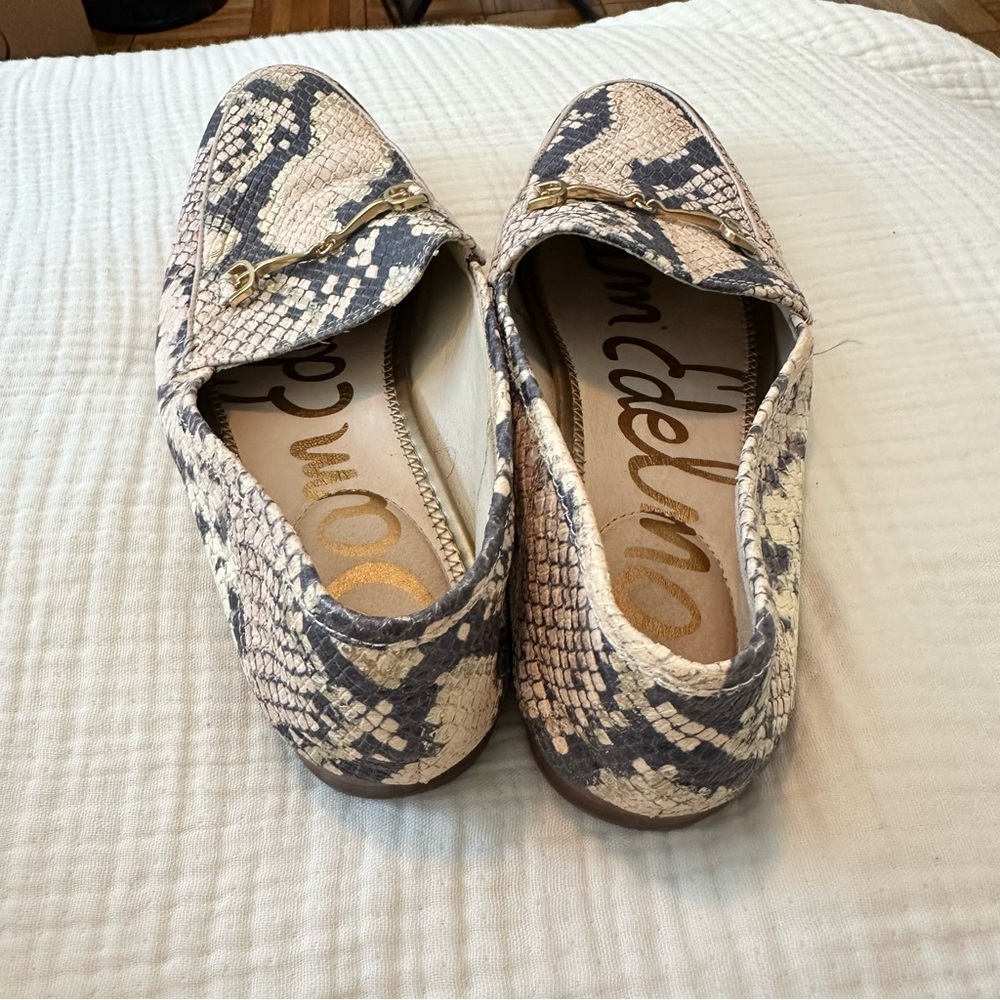 Sam Edelman Jamille Snake Print Loafer Pink Gray Gold Buckle Career Work Office - Picture 3 of 5